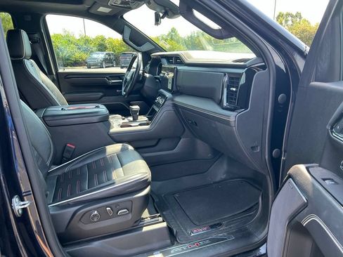 Used 2022 GMC Sierra 1500 AT4X AWD/4WD image 10