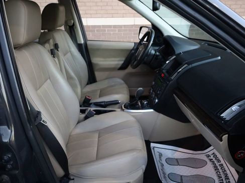Used 2012 Land Rover LR2 HSE image 26