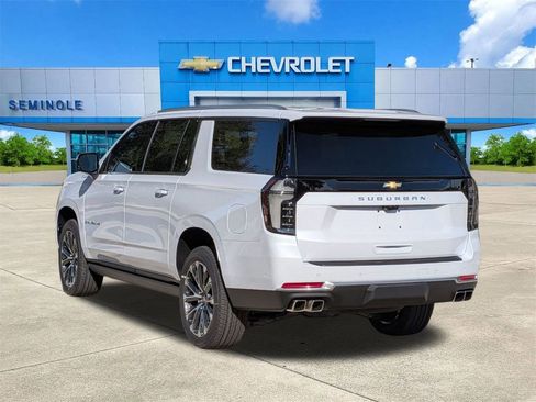 New 2026 Chevrolet Suburban High Country image 3