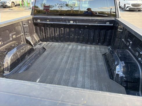 Used 2023 Chevrolet Silverado 1500 Custom image 7