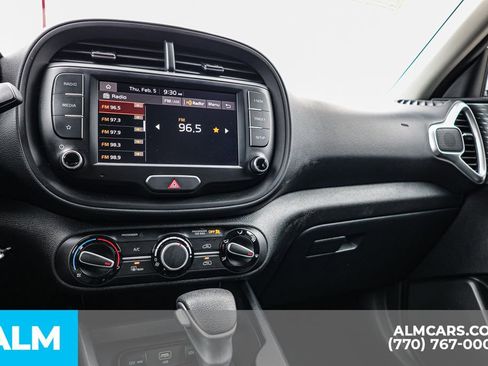 Used 2025 Kia Soul LX w/ LX Technology Package image 40