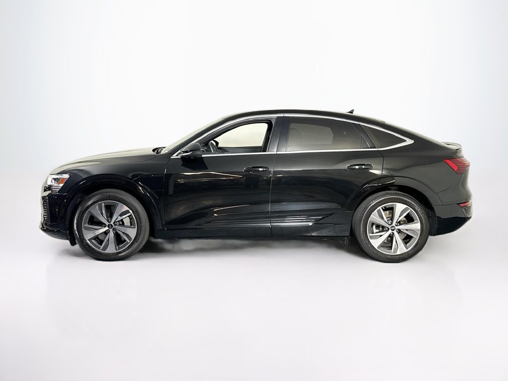 Certified 2024 Audi Q8 e-tron Premium Plus w/ Premium Plus Package AWD/4WD image 2
