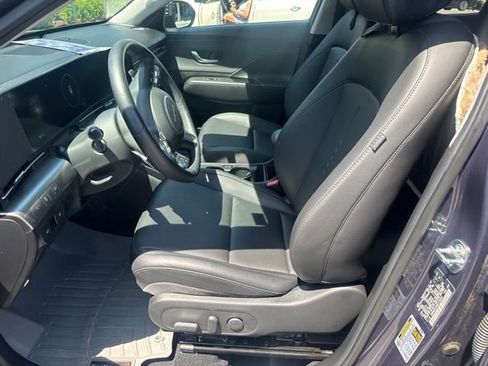 Used 2024 Hyundai Kona Limited AWD/4WD image 7