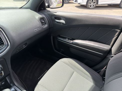 Used 2017 Dodge Charger R/T RWD image 24