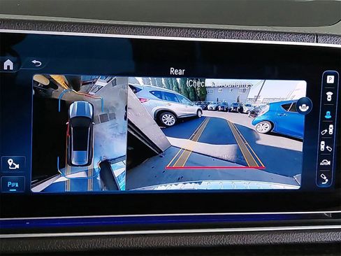 Used 2024 Mercedes-Benz GLS 450 4MATIC image 33