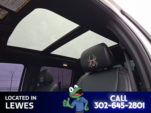 Used 2022 Ford F250 Lariat w/ Black Appearance Package image 31