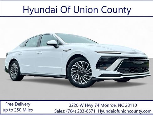 New 2025 Hyundai Sonata SEL image 1