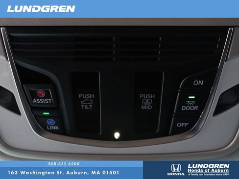 Used 2024 Acura RDX SH-AWD w/ Technology Package image 31