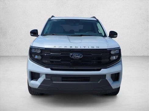New 2026 Ford Expedition Active image 6