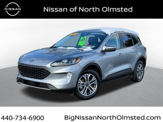 Used 2022 Ford Escape SEL video 1