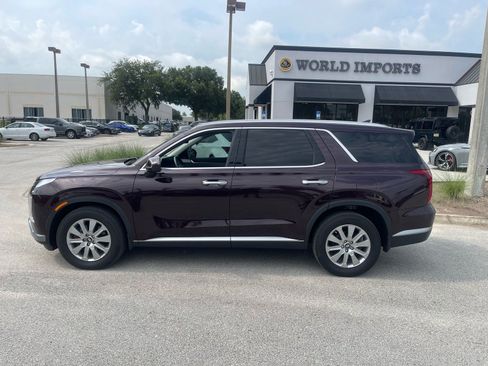 Used 2025 Hyundai Palisade SEL FWD image 2