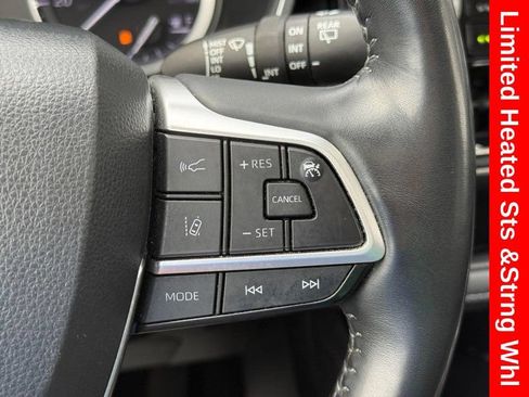 Used 2022 Toyota Highlander Limited AWD/4WD image 22