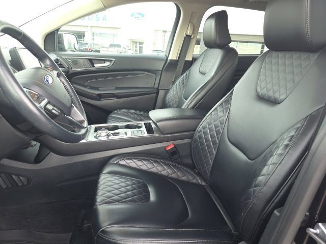 Certified 2024 Ford Edge Titanium AWD/4WD image 9