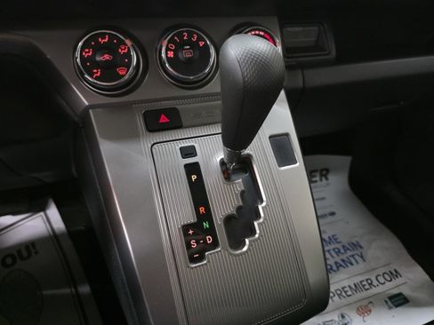Used 2015 Scion xB FWD image 18