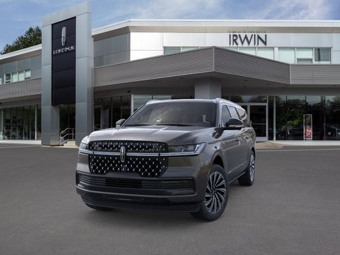 New 2026 Lincoln Navigator L Black Label AWD/4WD image 2