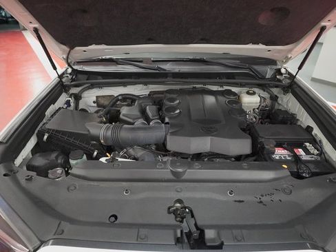 Used 2022 Toyota 4Runner Limited image 8