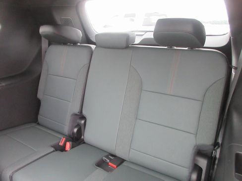 New 2026 GMC Acadia AT4 image 15