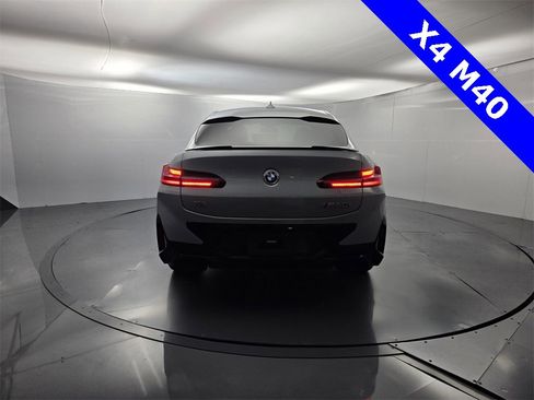 Used 2023 BMW X4 M40i image 11