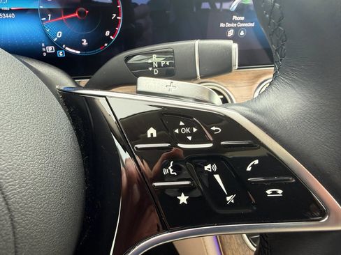 Used 2022 Mercedes-Benz E 350 4MATIC Sedan image 19