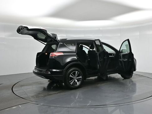 Used 2017 Toyota RAV4 XLE w/ Protection Package image 5