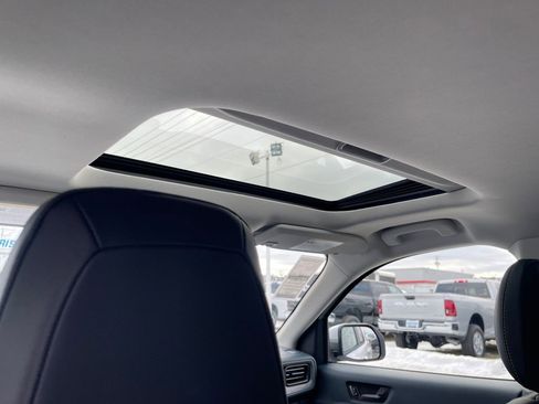 Used 2025 Ford Maverick Lobo image 19