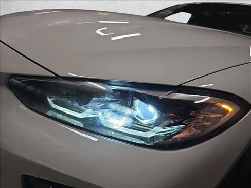 Used 2021 BMW 430i xDrive Coupe w/ M Sport Package AWD/4WD image 29
