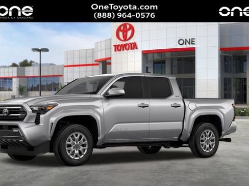 New 2025 Toyota Tacoma SR5 image 3