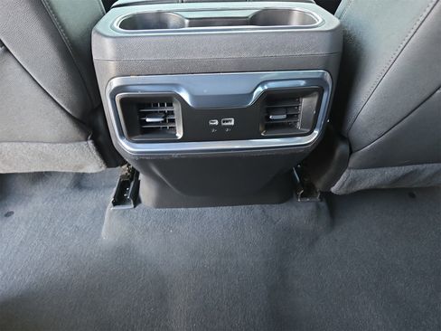 Used 2022 GMC Sierra 1500 SLT w/ SLT Convenience Package image 18