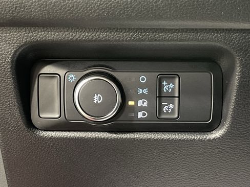 Used 2024 Ford Ranger XL image 19