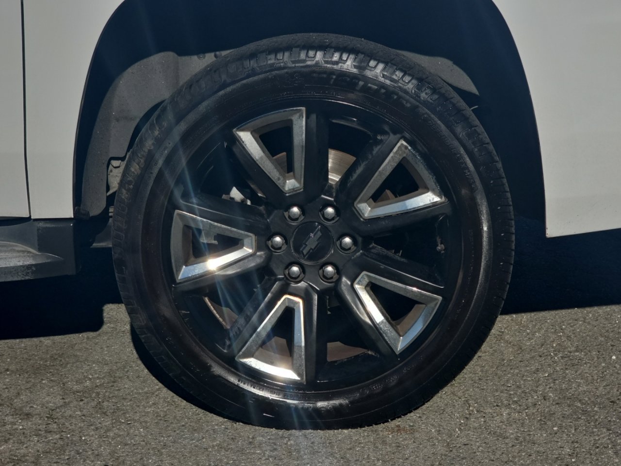 Used 2016 Chevrolet Suburban LS w/ Max Trailering Package RWD image 10