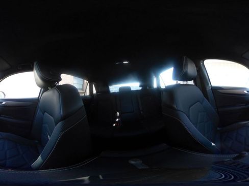 Used 2025 Volkswagen Atlas Cross Sport SE image 45