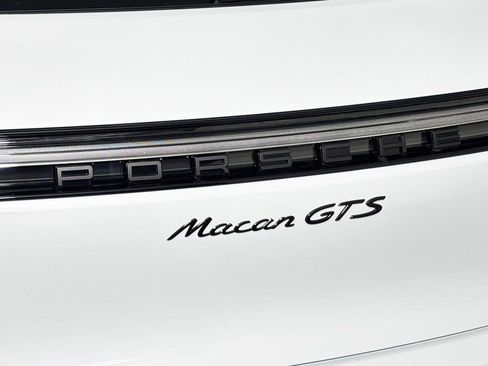 Used 2026 Porsche Macan GTS AWD/4WD image 13