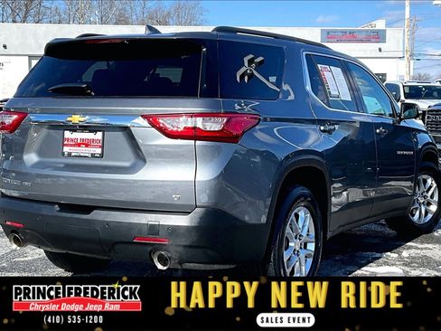 Used 2020 Chevrolet Traverse LT w/ Driver Confidence II Package image 10