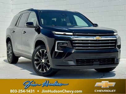New 2025 Chevrolet Traverse LT w/ Enhanced Driving Package