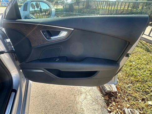 Used 2016 Audi A7 3.0T Premium Plus w/ 20" Wheel & Tire Package image 22