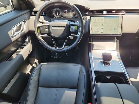 Used 2025 Land Rover Range Rover Velar Dynamic SE AWD/4WD image 4