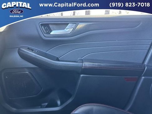 Certified 2025 Ford Escape ST-Line Elite w/ Tech Pack #1 image 27