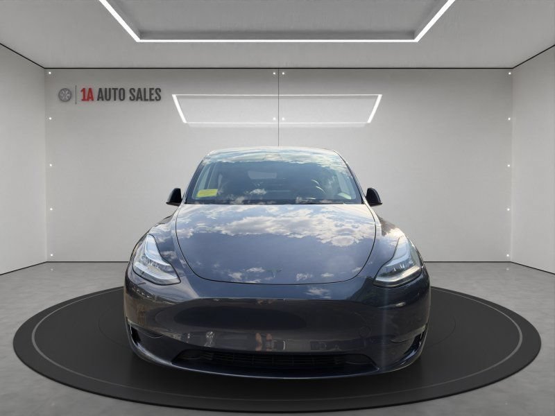 Used 2021 Tesla Model Y Long Range AWD/4WD image 8