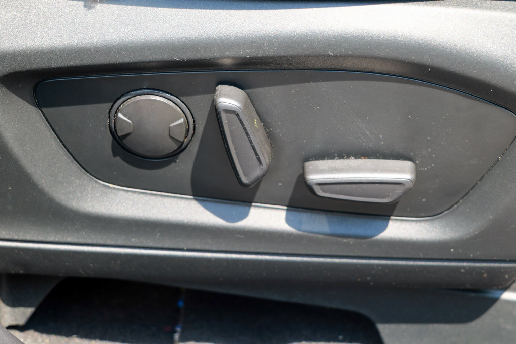 Used 2024 Ford Explorer ST w/ Equipment Group 401A AWD/4WD image 41