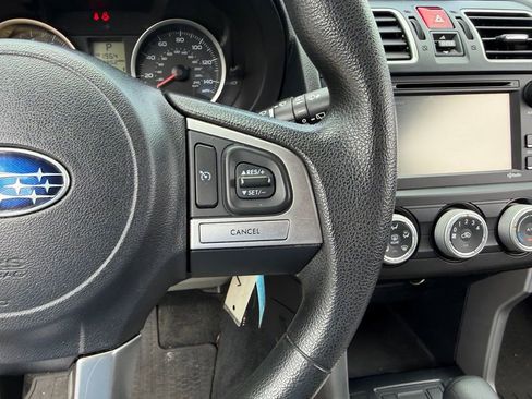 Used 2017 Subaru Forester 2.5i AWD/4WD image 27