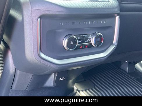 New 2026 Ford Expedition Max Platinum image 15