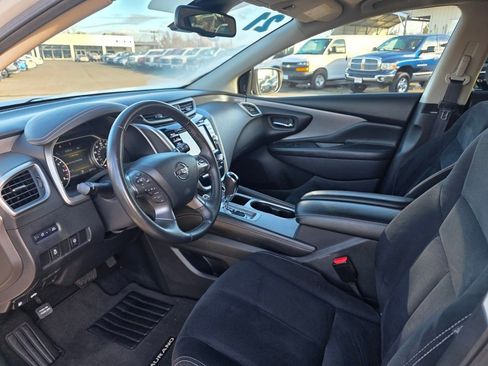 Used 2021 Nissan Murano SV image 10