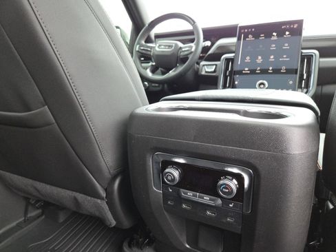 New 2026 GMC Yukon AT4 w/ AT4 Premium Plus Package AWD/4WD image 29