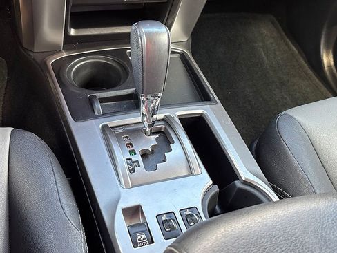 Used 2016 Toyota 4Runner SR5 Premium RWD image 23