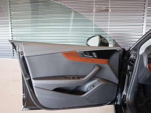 Used 2023 Audi A5 2.0T Premium image 23