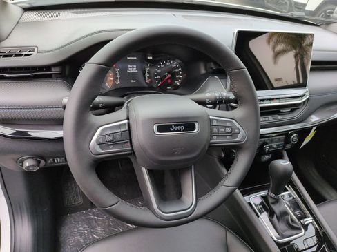 New 2026 Jeep Compass Limited image 15