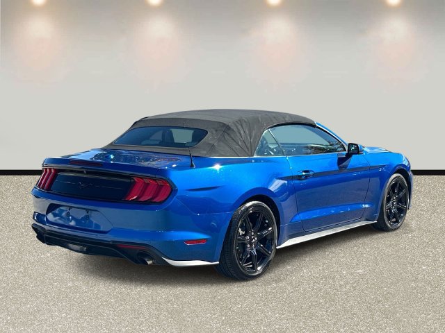 Certified 2018 Ford Mustang Premium w/ Black Accent Package RWD image 5