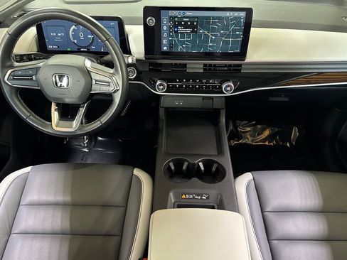 Used 2024 Honda Prologue Touring image 30
