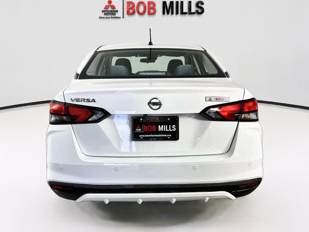 Used 2020 Nissan Versa S FWD image 6