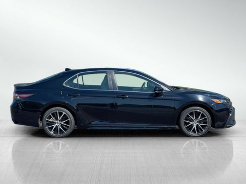 Used 2024 Toyota Camry SE FWD image 8